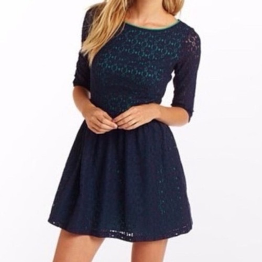 Lilly Pulitzer Navy Blue Green Lace Fit Flare Dress 3/4 Sleeve Keyhole Back 6